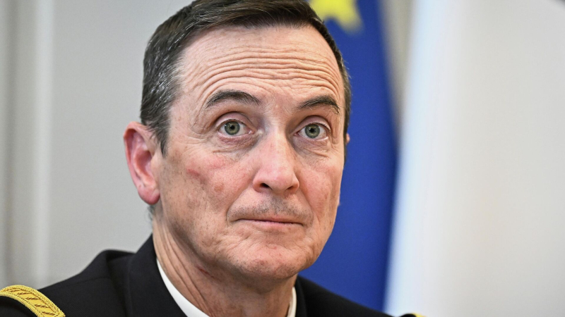 Глава генштаба Франции призвал укрепить ВМС, сообщило Reuters