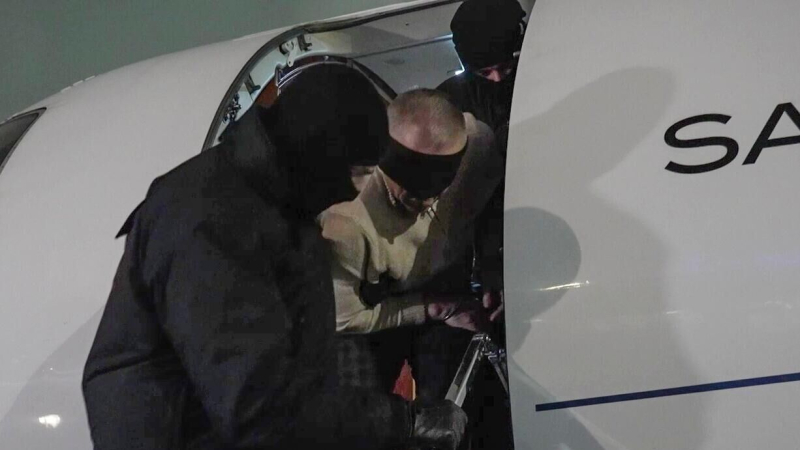 Исполнителя покушения на Алексеева выселили из квартиры в Москве через суд