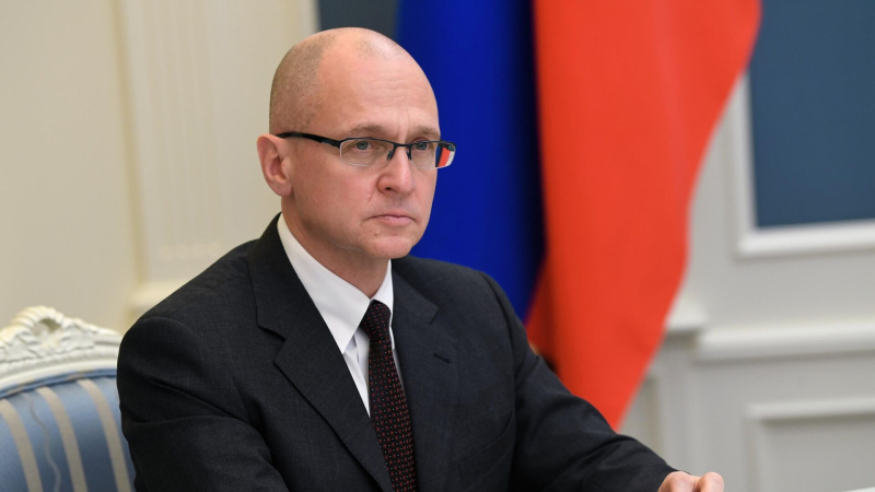 Кириенко рассказал, для чего нужно идти на госслужбу