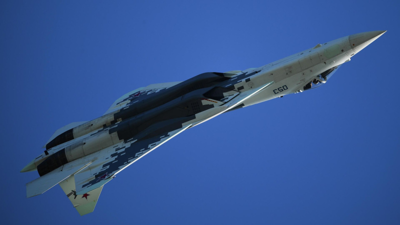 Летчик рассказал о возможностях нового технического облика Су-57