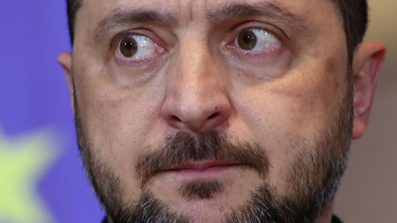 Медведев назвал Зеленского полезным идиотом