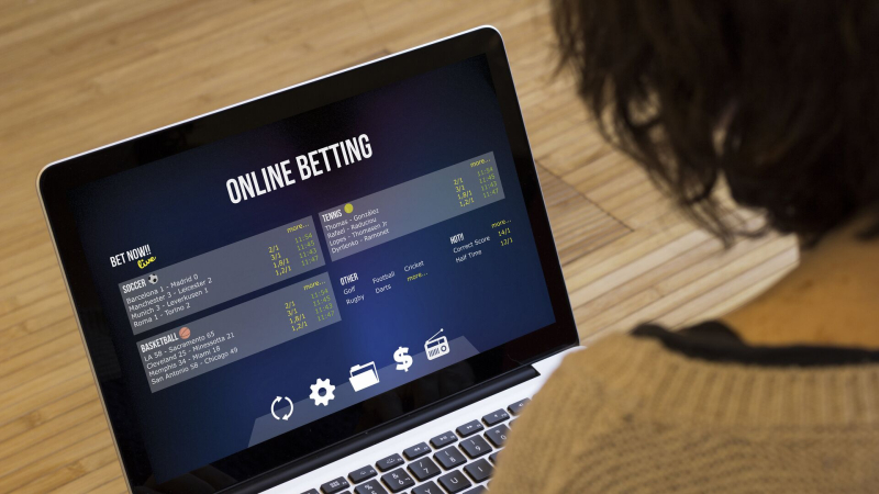 Минфин рассказал, сколько россияне тратят у букмекеров