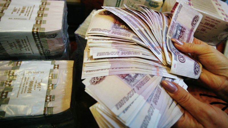 Москва и Петербург возглавили рейтинг регионов по вкладам населения