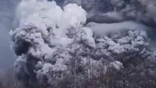 На Камчатке не исключили выпадения пепла от вулкана Шивелуч