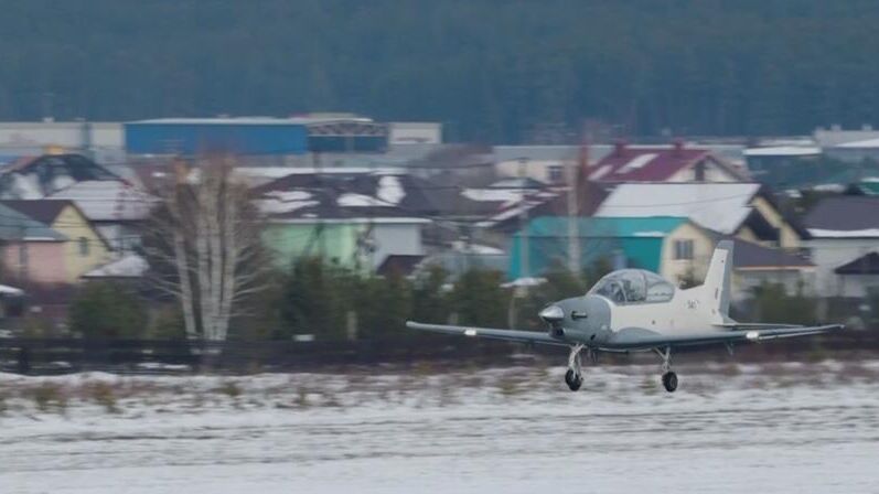 Новый пилотажно-навигационный комплекс для УТС-800 прошел первые испытания