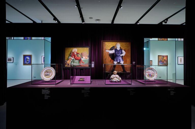 От Николая I до Сталина: как маскарады меняли историю России