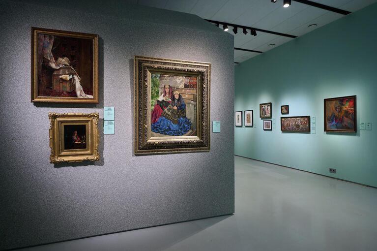 От Николая I до Сталина: как маскарады меняли историю России