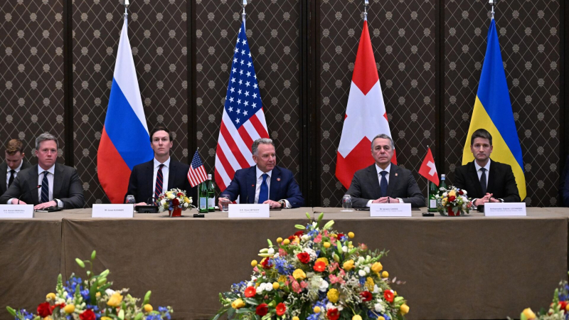 Переговоры России, США и Украины в Женеве продолжаются