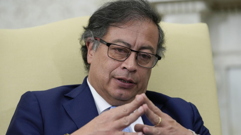 Президент Колумбии заявил, что изменил маршрут из-за угрозы покушения