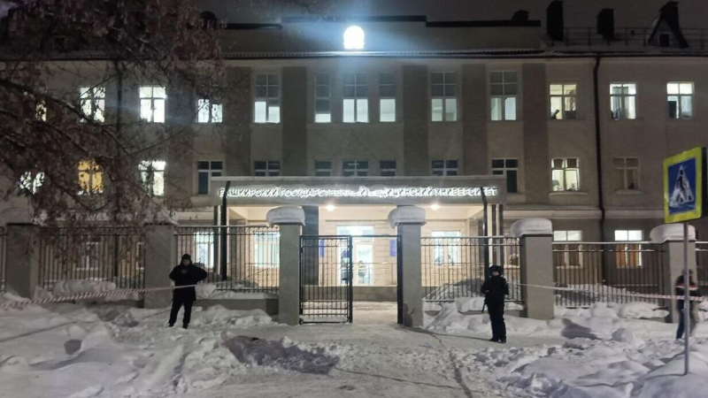 Психотерапевт и психолог окажут помощь студентам после ЧП в общежитии в Уфе