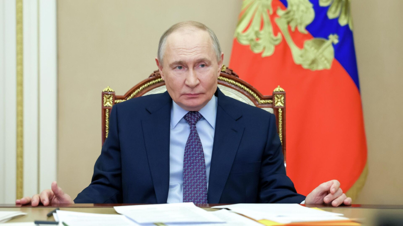 Путин предложил сократить срок восстановления объектов культурного наследия