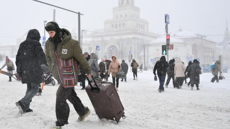 "Роскосмос" показал фото циклона над Москвой