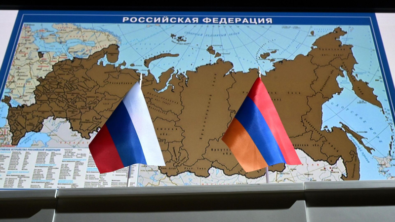 Россия остается основным торговым партнером для Армении, заявил Лавров