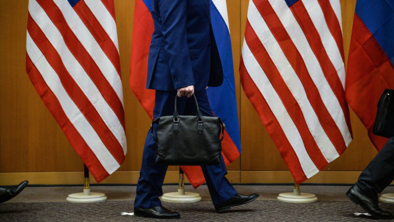 Россия решает геополитические вопросы, не тратя миллиарды, заявил эксперт