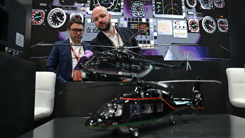 "Ростех" представил модели российских вертолетов на выставке в Эр-Рияде