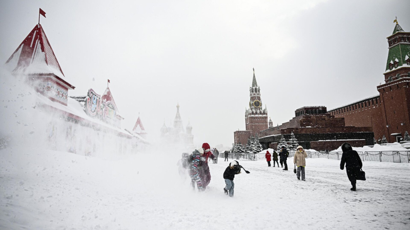 Синоптик рассказал, когда в Москве закончится снегопад