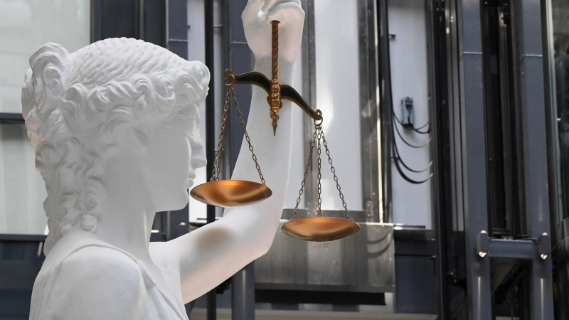 Суд не стал отправлять в колонию контр-адмирала Коваленко