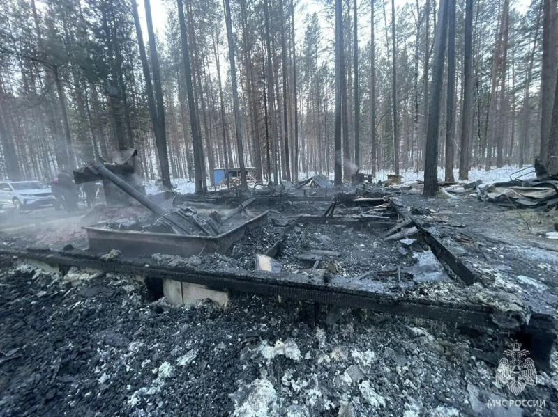 В Хакасии загорелся гостевой дом, несколько человек погибли