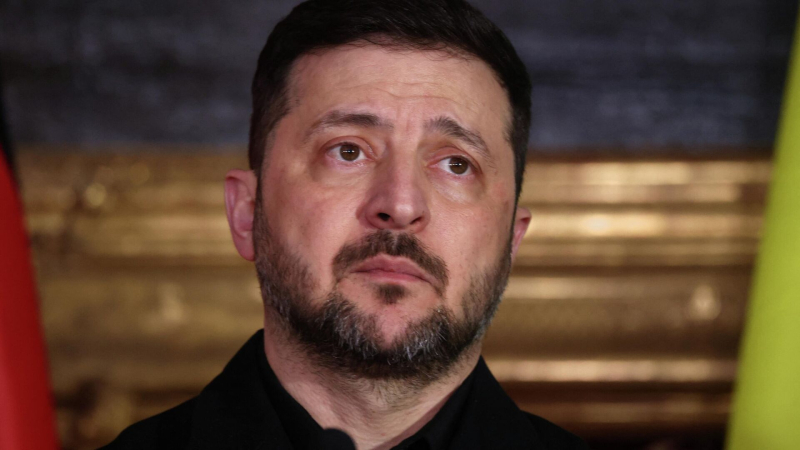 В Киеве сообщили об ударе по Зеленскому, нанесенному после встречи в Женеве