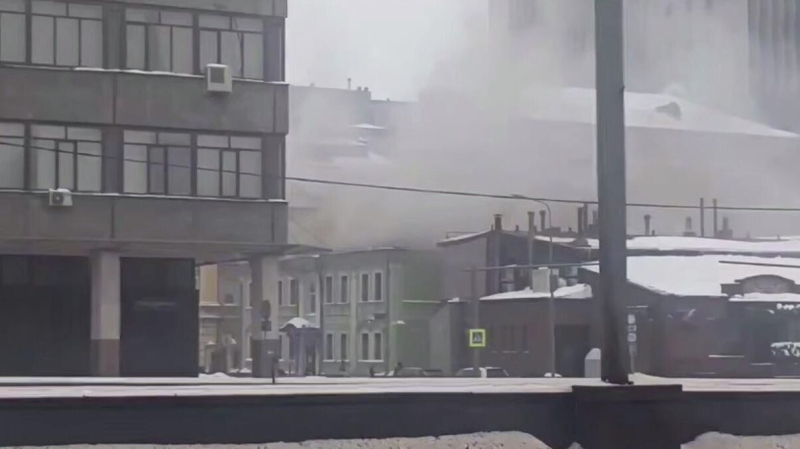 В Москве полностью потушили пожар на улице Образцова