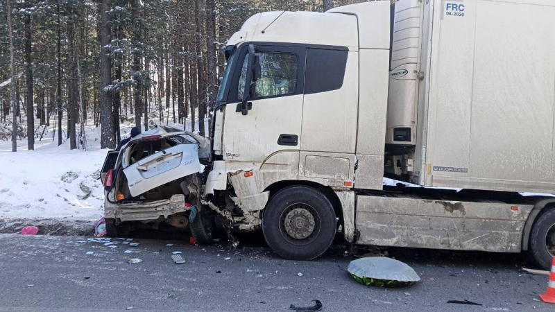 В Приангарье женщина и двое детей погибли в ДТП
