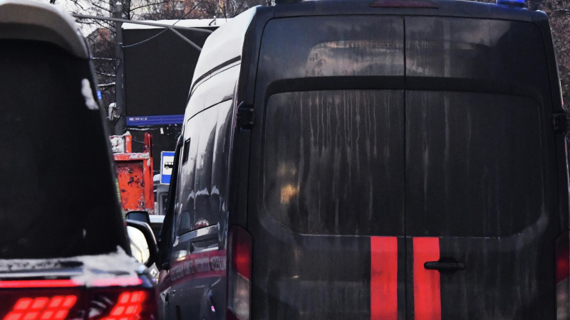 В Самаре возбудили дело по факту падения наледи на коляску с ребенком