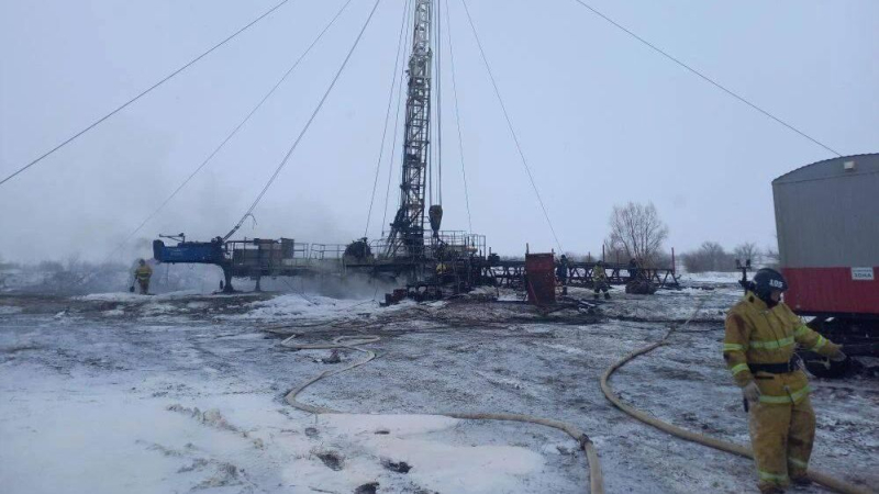 В Самарской области вспыхнул пожар на нефтяной скважине