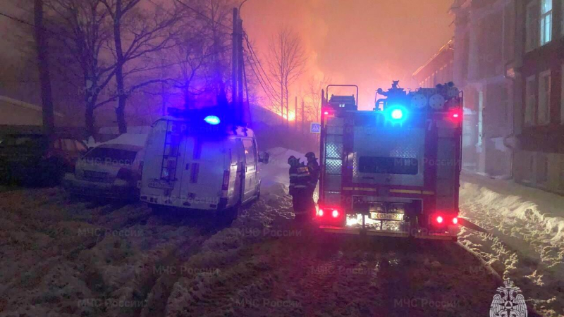 В Сергиевом Посаде потушили пожар после взрыва газового баллона в доме