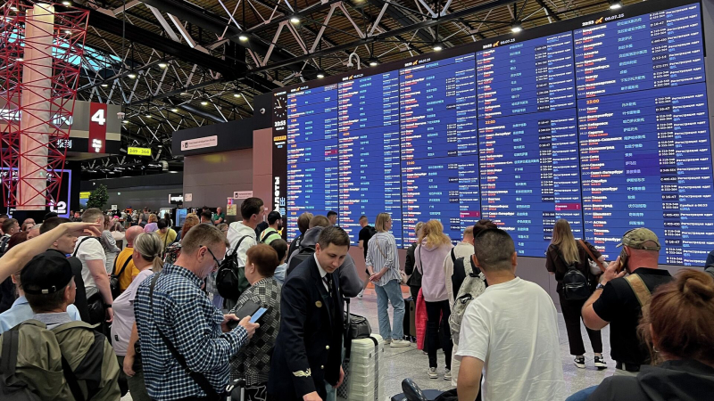 В Шереметьево сняли ограничения