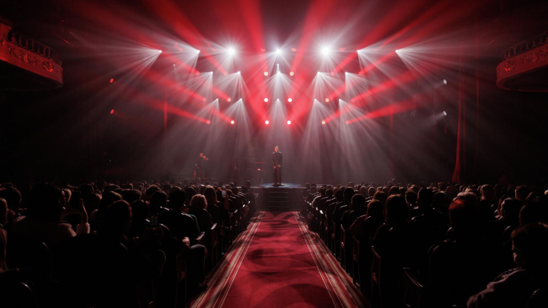 В Театре эстрады с аншлагом прошла премьера музыкального спектакля о любви