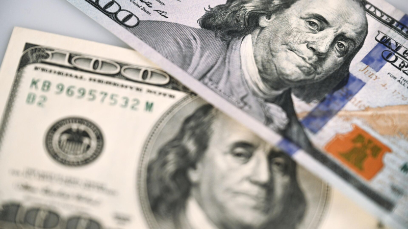 В турецких обменниках перестали принимать доллары старого образца