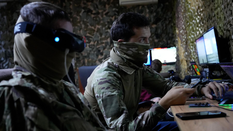 ВС России за год поразили около тысячи целей новыми тяжелыми дронами