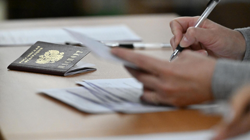 ЕГЭ не дает оценить полноту знаний школьников, заявили в Госдуме