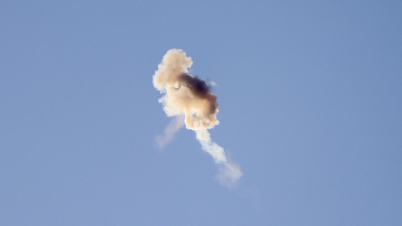 Израиль зафиксировал очередной пуск ракет из Ирана, ПВО ведет их перехват