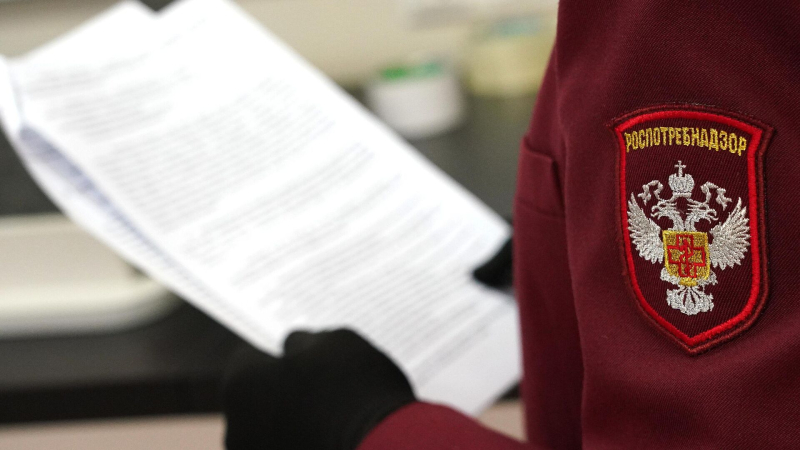 Роспотребнадзор пресек схему продажи поддельной обуви Adidas и Nike