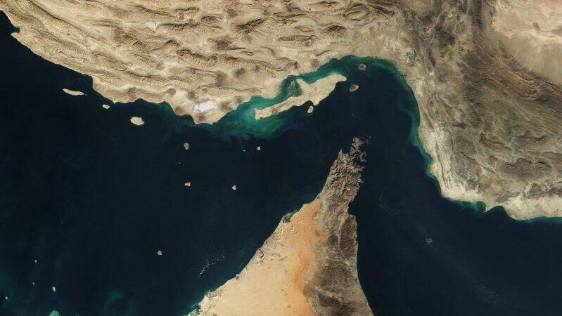 Турция не ждет кризиса из-за закрытия Ормузского пролива, сообщил источник