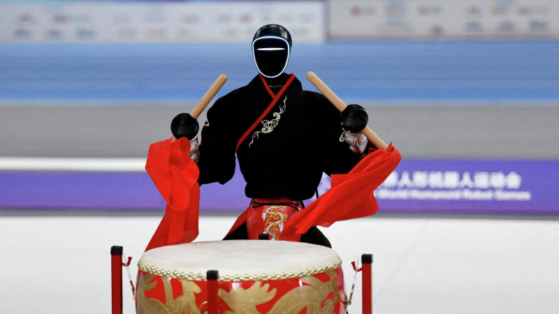 В Китае рассказали о главных преимуществах человека перед роботами