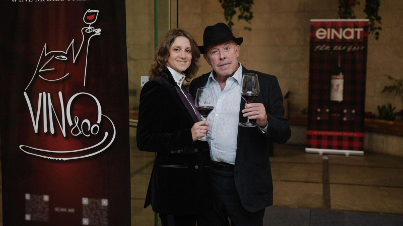 Вино Макаревича* исчезло с прилавков в Великобритании