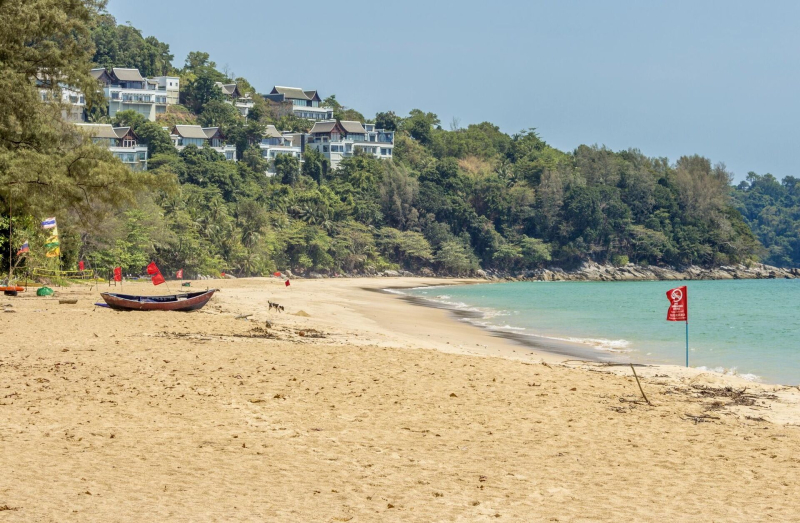 Вместо Дубая и Абу-Даби. Куда поехать за безопасным пляжным отдыхом в марте