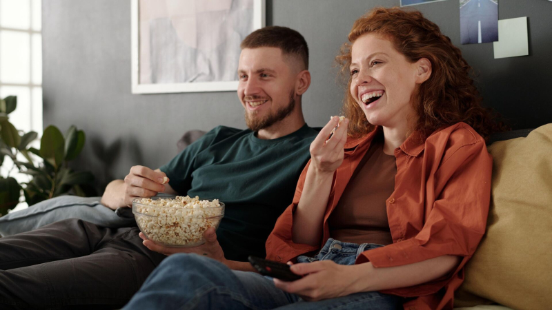 Врач рассказала, как сериалы и соцсети по ночам влияют на сон